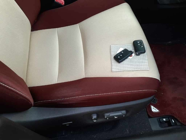 TOYOTA SAI 2017