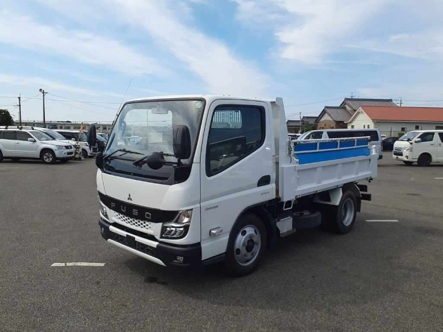 MITSUBISHI CANTER 2022