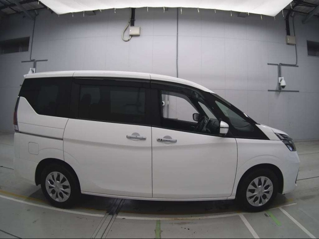 NISSAN SERENA 2020