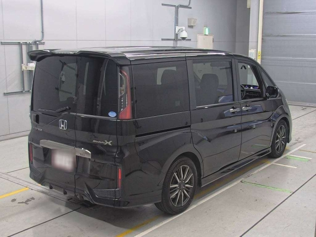 HONDA STEP WAGON 2016