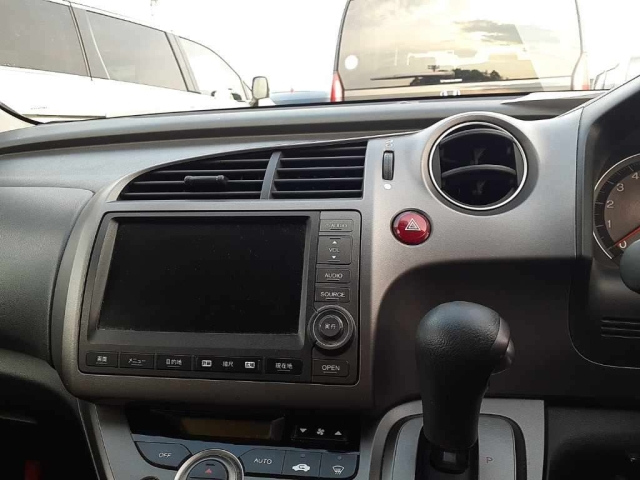 HONDA STREAM 2008