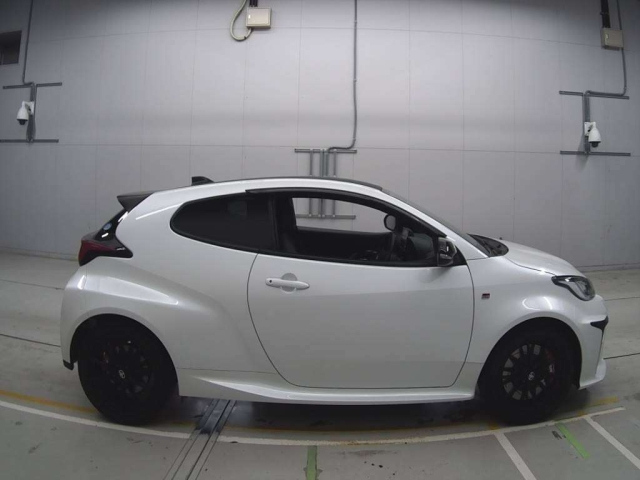 TOYOTA YARIS 2020