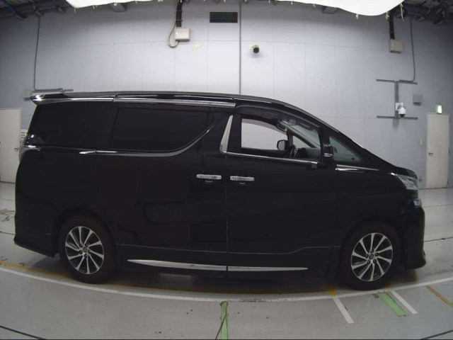 TOYOTA VELLFIRE 2015