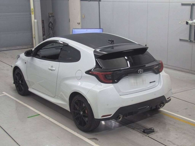 TOYOTA YARIS 2020