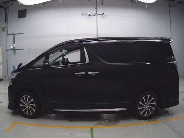 TOYOTA VELLFIRE 2015