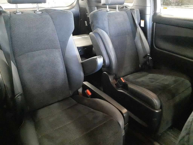 TOYOTA VELLFIRE 2020