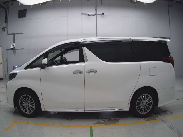 TOYOTA ALPHARD 2022