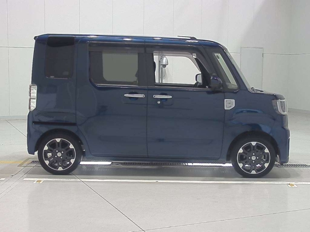 DAIHATSU WAKE 2022