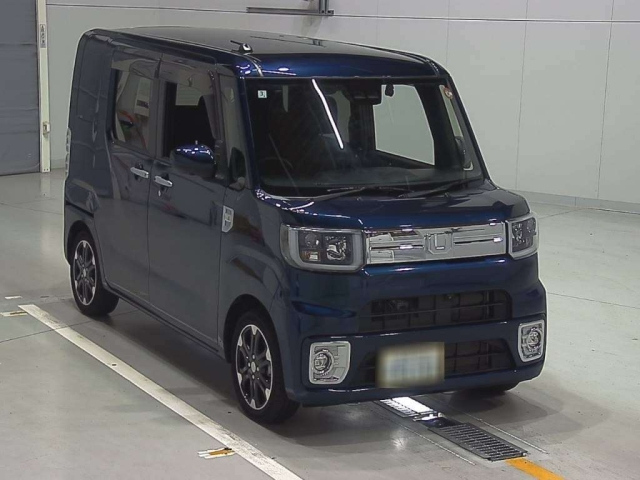 DAIHATSU WAKE 2022