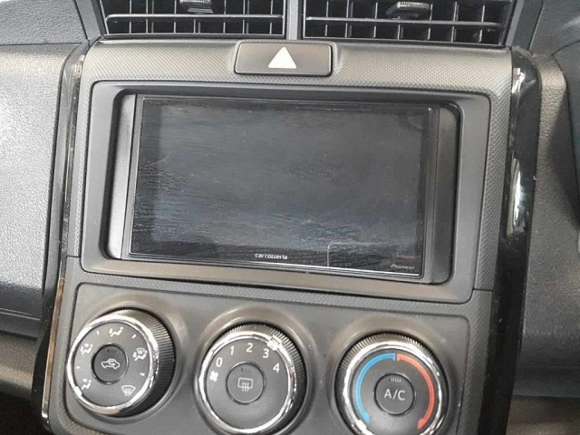 TOYOTA COROLLA AXIO 2015