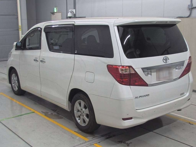 TOYOTA ALPHARD 2010