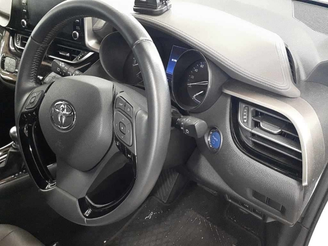 TOYOTA C-HR 2020