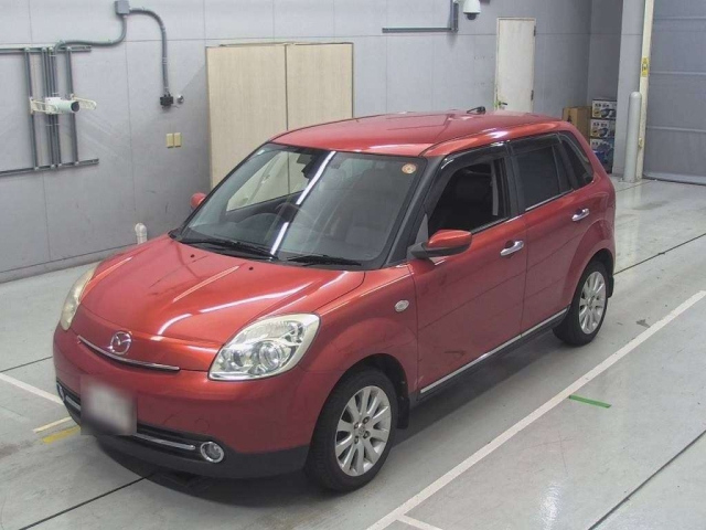 MAZDA VERISA 2010