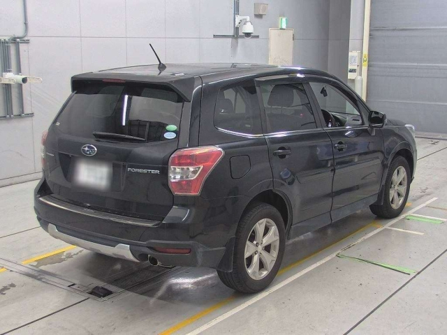 SUBARU FORESTER 2014