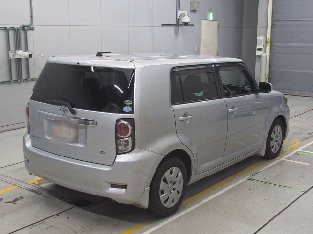 TOYOTA COROLLA RUMION 2010