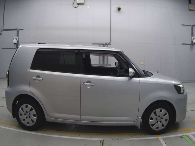 TOYOTA COROLLA RUMION 2010
