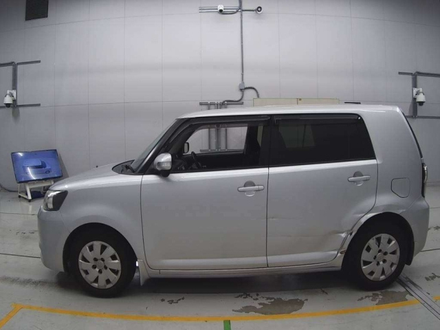 TOYOTA COROLLA RUMION 2010