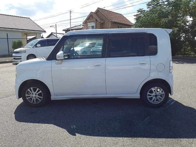 DAIHATSU MOVE CONTE 2009