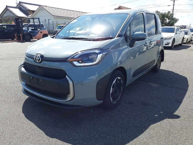 TOYOTA SIENTA 2024