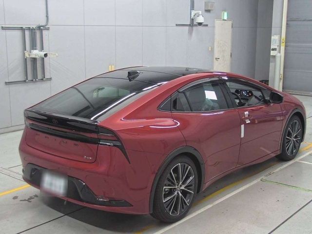 TOYOTA PRIUS 2025