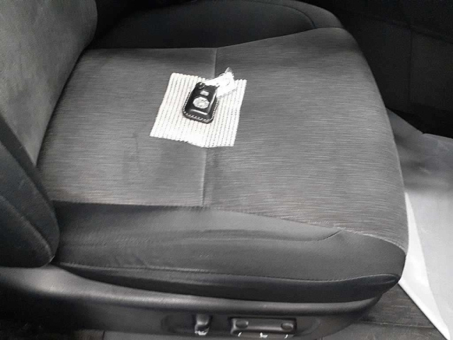 TOYOTA VELLFIRE 2013