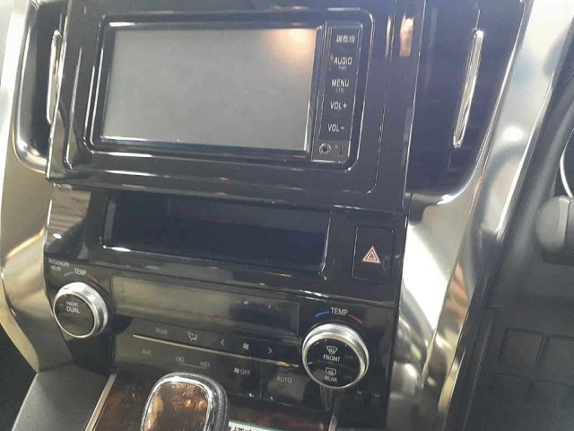 TOYOTA VELLFIRE 2018