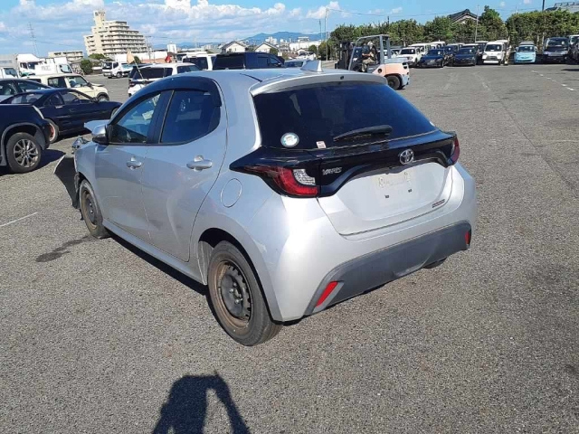 TOYOTA YARIS 2021