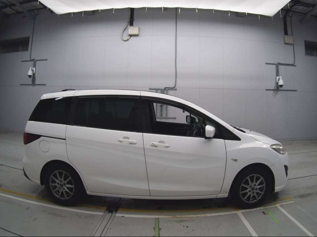 MAZDA PREMACY 2016