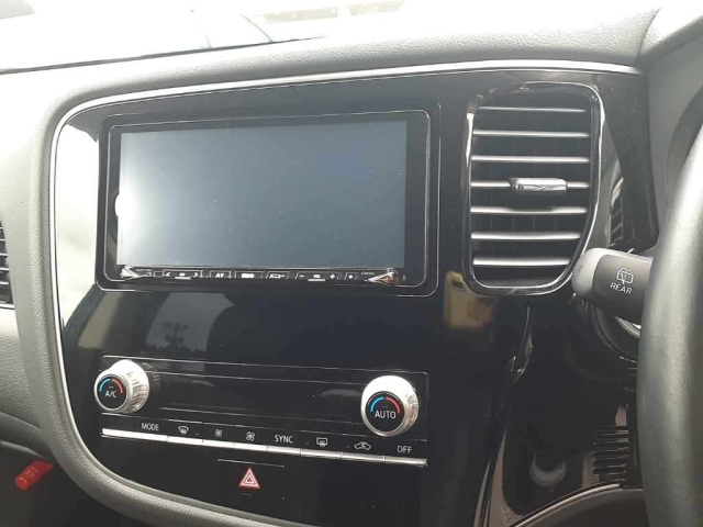 MITSUBISHI OUTLANDER PHEV 2020