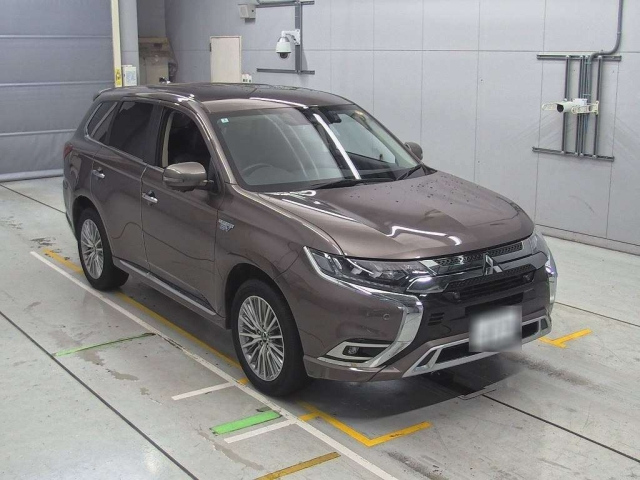 MITSUBISHI OUTLANDER PHEV 2020
