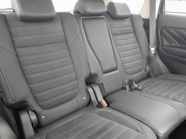 MITSUBISHI OUTLANDER PHEV 2020