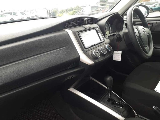 TOYOTA COROLLA FIELDER 2024