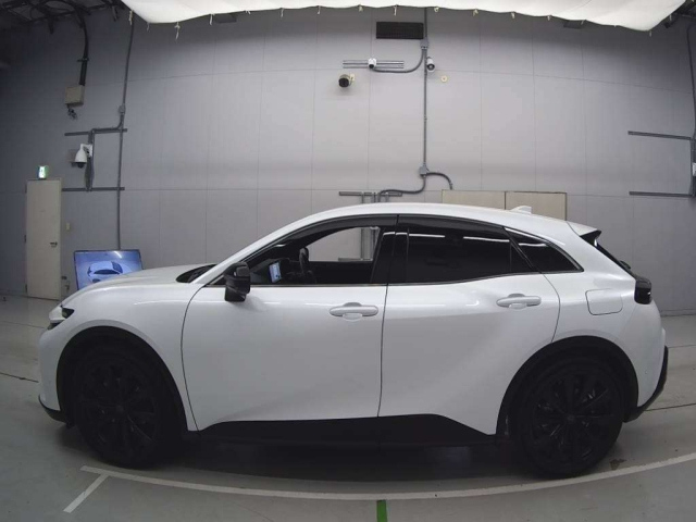 TOYOTA CROWN SPORT 2025