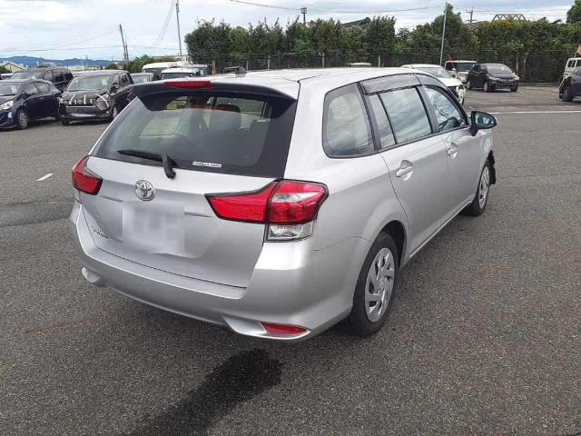 TOYOTA COROLLA FIELDER 2024