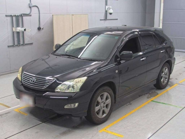 TOYOTA HARRIER 2010