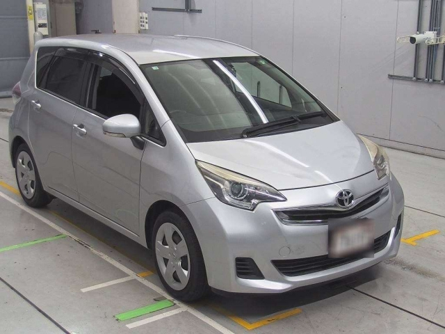 TOYOTA RACTIS 2016