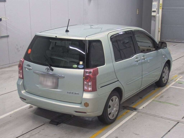 TOYOTA RAUM 2008