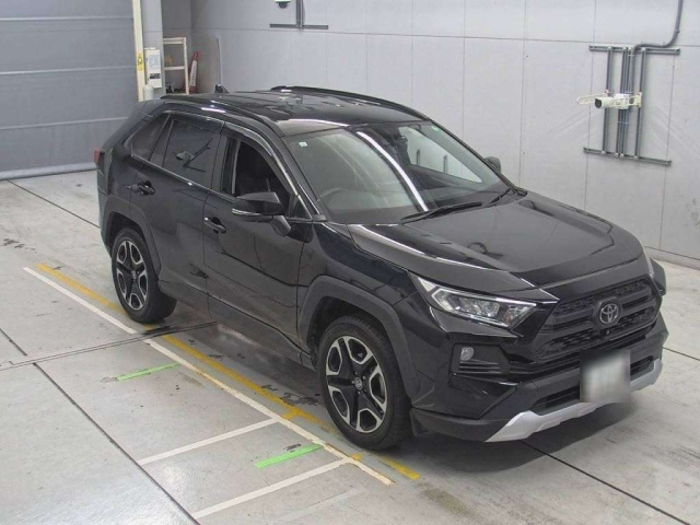 TOYOTA RAV4 2021