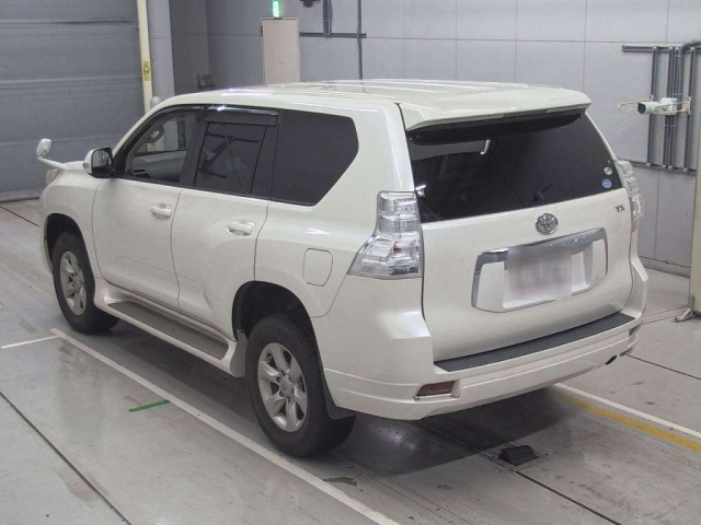 TOYOTA LAND CRUISER PRADO 2010