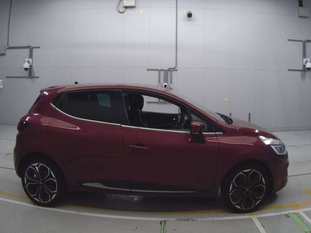 RENAULT LUTECIA 2018