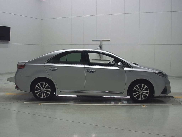 TOYOTA SAI 2016