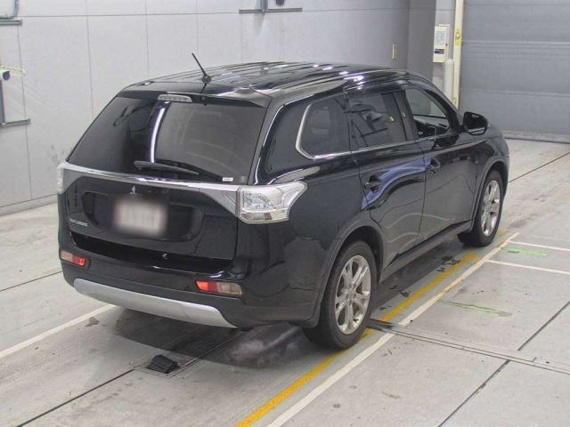MITSUBISHI OUTLANDER 2014