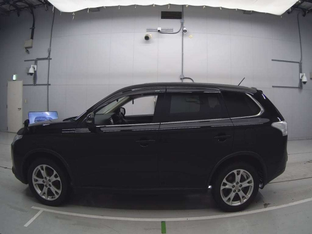 MITSUBISHI OUTLANDER 2014