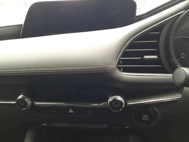 MAZDA MAZDA3 2019