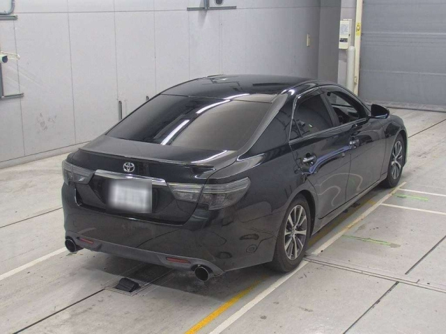 TOYOTA MARK X 2017