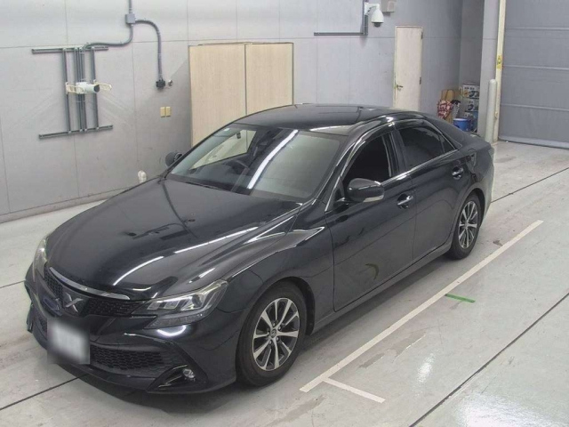 TOYOTA MARK X 2017