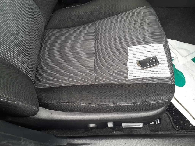 TOYOTA MARK X 2017