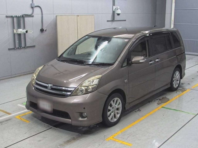 TOYOTA ISIS 2008