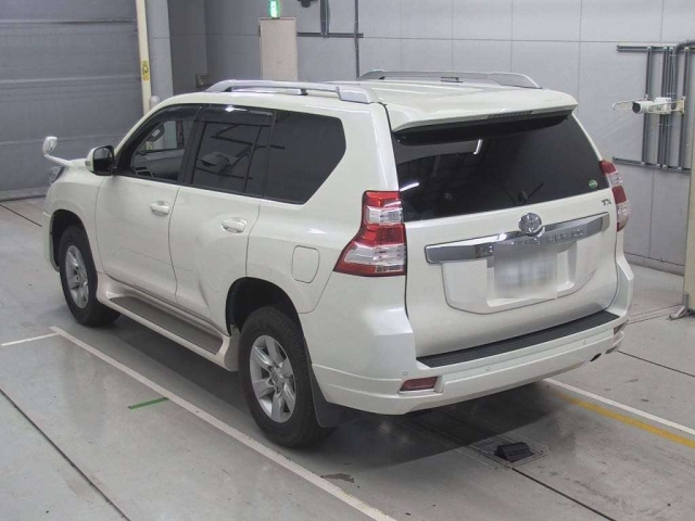 TOYOTA LAND CRUISER PRADO 2015