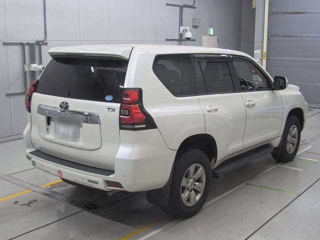 TOYOTA LAND CRUISER PRADO 2018